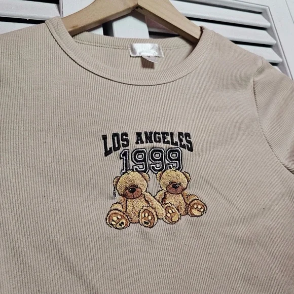 Orange Kiss - 1999 Teddy Bear Tee - Picture 2 of 8